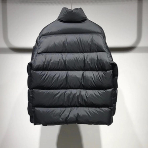 Nouvelle Arrivée - Doudoune matelassée épaisse pour homme, manteau d'hiver chaud et isolant, imperméable, pour activités de plein air et usage décontracté - Vente en gros - Product Image 2