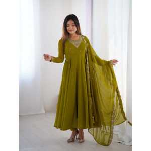 Vestido Anarkali sencillo y elegante con dupatta para fiestas - Product Image 3