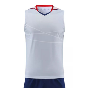 Tenues de volley-ball personnalisées de haute qualité, imprimées, nouveau design, unisexes, avec logo personnalisé, 100 % polyester. - Product Image 5