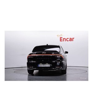 2022 for Hyundai Grandeur LeBlanc 97,559 km Automatic Gear Box Leather Seats Rear Camera with Steering on Left - Product Image 4