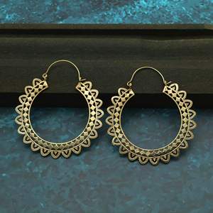 Boucles d'oreilles créoles en laiton plaqué or antique, style bohème géométrique, bijoux de mode pour femme, pièce maîtresse pour soirée - Product Image 5