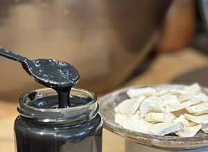 Pâte de sésame noir riche et grillée, beurre de sésame aromatique et croustillant pour desserts, pâtisseries, glaces, crème de sésame onctueuse - Product Image 4