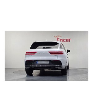 Genesis GV70 2024 2.5T Gasolina AWD 16,264 km Caja de Cambios Automática Asientos de Cuero Volante a la Izquierda con Cámara Trasera - Product Image 4