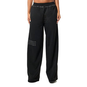 Pantalones Deportivos de Moda para Mujer con Logotipo Personalizado, Corte Acampanado, Cintura Elástica con Cordón, Pantalones de Chándal con Logotipo de Pedrería Personalizado - Product Image 1