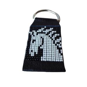 Llavero Artesanal con Cuentas, Elegante Colgante para Coche y Bolso, Artículo de Regalo al por Mayor a Precio Económico - Product Image 4
