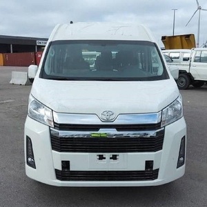 Toyota Hiace Bus Lista para Conducir, Sin Necesidad de Reparaciones, Vehículo Original, Interior y Exterior Limpios, Suspensión Suave, Motor Eficiente en Consumo de Combustible - Product Image 1