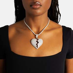 Collar con Colgante de Moissanita Corazón Roto de Lujo, Plata 925 con Baño de Rodio, Cadena de Caja, Unisex, para Uso Diario - Product Image 2