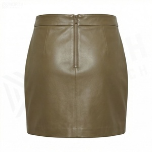 Jupe crayon mini en similicuir taille haute pour femme, couleur unie brillante avec fente latérale, design minimaliste, à porter toute l'année - Product Image 2