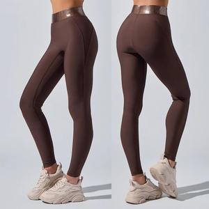 Ensembles de yoga pour femmes, ensembles d'entraînement 2 pièces - Tenues de yoga sans couture effet délavé, shorts et haut court assortis, ensemble de vêtements de sport pour la gym - Product Image 5