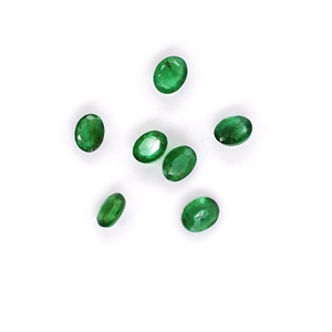 Esmeraldas naturales de Zambia calibradas en forma ovalada de 3x4 mm, piedras preciosas facetadas sueltas para la fabricación de joyas, listas para usar. - Product Image 3