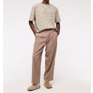 เสื้อยืดสตรีทแวร์ผ้าฝ้ายพรีเมียมทรงหลวม สีเบจล้วน สำหรับผู้ชาย รับผลิตตามสั่ง สีและโลโก้ตามต้องการ รับผลิตแบบ OEM/ODM - Product Image 5