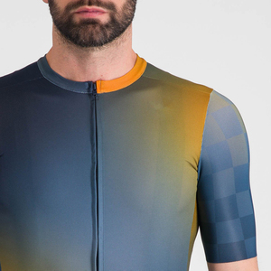 Ensemble de maillots de cyclisme de qualité supérieure, tissu respirant à séchage rapide, maillot de vélo de route VTT avec logo personnalisé - Product Image 4