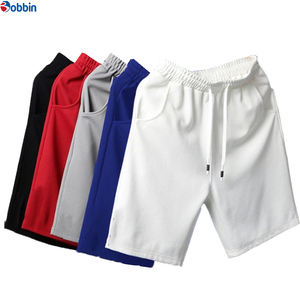 กางเกงขาสั้นผู้ชายฤดูร้อนแบบยูนิเซ็กส์สำหรับเล่นกีฬาและพักผ่อน กางเกงห้าส่วน มีกระเป๋า ยืดหยุ่น ระบายอากาศ แห้งเร็ว เอวยางยืด 100% - Product Image 1