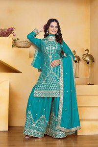 Ensemble de robe traditionnelle indienne pakistanaise en soie chinon brodée jaune pour femmes, robe longue à coupe régulière - Product Image 6
