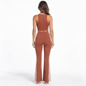 Ensemble de yoga pour femmes, coupe ajustée et design athlétique moderne, ensemble de vêtements de yoga sans coutures avec matière flexible - Product Image 2