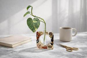 Best Selling Modern <b>Clear</b> Resin Tube Flower pot Resin <b>Vases</b> Available Home Decor Resin Flower <b>Vase</b> - Product Image 2