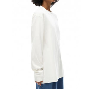 Camiseta de algodón de manga larga con cuello redondo y cuello simulado, estilo universitario, de 330 g/m², personalizada, de peso pesado, lisa, para mujer - Product Image 3