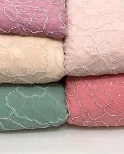 Tissu de luxe brodé de perles, dentelle africaine, maille filet, organza à sequins pour vêtements de boutique, qualité export pour les acheteurs - Product Image 1