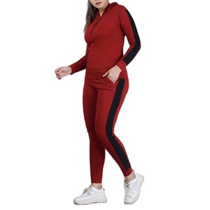 ชุดกีฬาสำหรับผู้หญิงชุดวอร์มออกกำลังกายผ้าฟลีซไซส์พิเศษโลโก้ออกแบบได้ตามต้องการ - Product Image 5