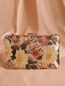 กระเป๋าคลัทช์งานปักคริสตัลเพชรประดับมุกสำหรับงานเลี้ยงงานแต่งงาน ทำมืออย่างดี - Product Image 6