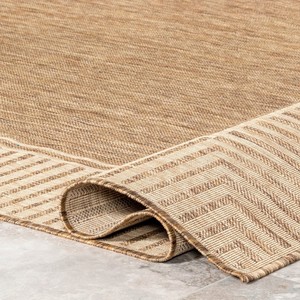 Tapis rectangulaire moderne à rayures en polypropylène, tissage plat, imperméable, beige et marron, pour décoration intérieure et extérieure - Product Image 5