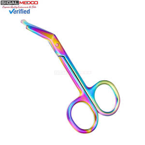 2 Tijeras para Vendas de Ostomía, 4.3 x 2.1 Pulgadas, Curvas, de Acero Inoxidable Arcoíris, Manuales, Certificadas CE, para Enfermería y Medicina - Product Image 6