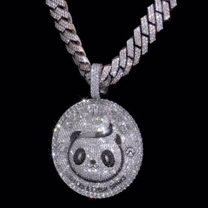 Pendentif Panda Or Blanc VVS 18 carats en Argent Sterling 925 et Or Massif 10K, Breloque Animale Massif Style Hip Hop Iced Out, Vente en Gros - Product Image 1