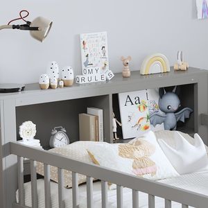 Letto singolo grigio per bambini con testiera, scaffale portaoggetti, due cassetti sottoletto e tre sponde laterali per sicurezza e protezione - Product Image 3