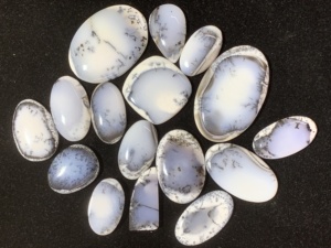 Opale Dendritique Naturelle 5A, Coupe Poire, Vente en Gros Usine, Pierres d'Opale Blanches, Gamme de Tailles de 2x3mm à 13x19mm, Pour la Fabrication de Bijoux - Product Image 6