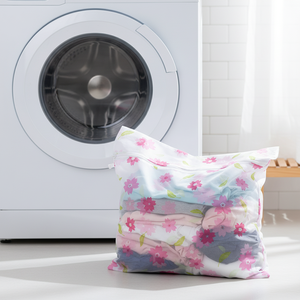 Bolsa de Lavandería de Malla 100% Poliéster de 40x50cm con Cremallera, Diseño Floral Sakura, Plegable y Duradera para Protección de Ropa, Servicio OEM - Product Image 5