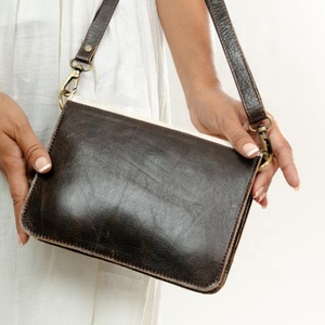 กระเป๋าถือหนังวัวขนสัตว์มีสไตล์สำหรับผู้หญิงกระเป๋าสะพายข้างกระเป๋าตกแต่งด้วยดอกไม้แท้กระเป๋าช้อปปิ้งสุดหรู - Product Image 3