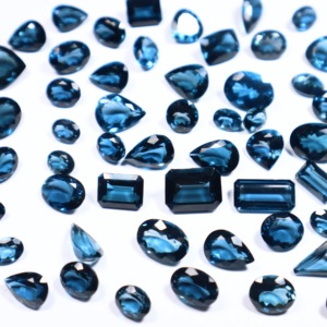 Topacio Azul de Londres, Corte Esmeralda, Corte Baguette, Formas Mixtas, 6 Quilates, Tamaño Promedio, Natural, Suelto, Grado AAA, para Fabricación de Joyas, Venta al Por Mayor - Product Image 1