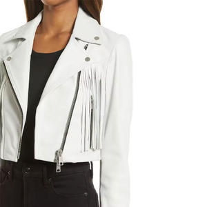 Blouson moto en similicuir blanc avec détails à pampilles, fermeture éclair, col cranté, coupe courte, vêtement d'extérieur décontracté pour femme - Product Image 4