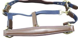 Cabestro de Cuero Suave con Diseño Anatómico para Caballo, Extra Cómodo, Características Únicas, Hecho a Medida, de Nylon, para Montura Western, en Oferta - Product Image 1