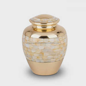 URNA DE CREMACIÓN DE LATÓN PARA CENIZAS MADRE DE PERLA 220 PULGADAS CÚBICAS CAPACIDAD DE CONTENCIÓN URNAS DE ENTERO DORADO SUMINISTROS FUNERARIOS - Product Image 1