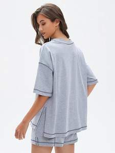 Ensemble deux pièces pour femme : T-shirt et short – Tenue décontractée et confortable pour l'été – Coordonné et assorti – Écologique, respirant et doux - Product Image 4