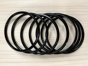 Bracelets en corne de buffle naturelle, bracelets manchette en corne, artisanat naturel noir et marron pour filles, mode, par Perfect Enterprises - Product Image 3