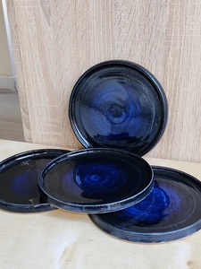 Plato de Cena de Cerámica Azul Medianoche con Acabado Brillante, Estilo Moderno y Lujoso, Vajilla Duradera para una Experiencia Gastronómica Elegante - Product Image 4