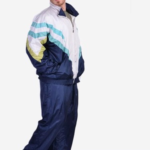 Trajes cortavientos de diseño personalizado, color sólido, último diseño, ropa de calle, transpirables, para hombre - Product Image 1