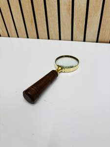 Lupa de mano de latón de 1.5'' con mango de madera |   Lupa de Lectura e Inspección de Estilo Antiguo - Product Image 6