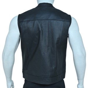 เสื้อกั๊กมอเตอร์ไซค์ผู้ชาย SOA พรีเมียม โพลีเอสเตอร์ 100% หนังแท้ กันน้ำ กันลม มีกระเป๋าหลายช่อง สไตล์คลับ ไบค์เกอร์ โลหะ - Product Image 4