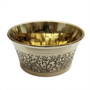 Cuenco Decorativo de Latón Hecho a Mano – Diseño Artesanal Único por MHQ Traders PVT LTD - Product Image 1