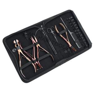 Kit de Herramientas Todo en Uno para Extensiones de Cabello Negro con Alicates de Crimpado de Microperlas, Herramienta para Abrir Perlas, Alicates de Presión para Extensiones Adhesivas y Accesorios - Product Image 1