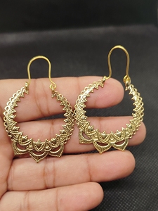Boucles d'oreilles pendantes en laiton plaqué, faites à la main, de haute qualité, avec pierres précieuses – Offre Spéciale - Product Image 4