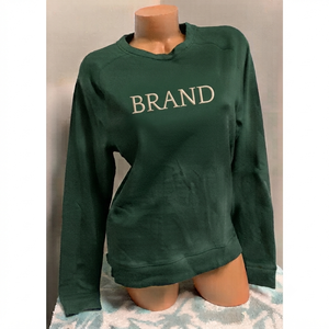 เสื้อสเวตเชิ้ตคอกลมสำหรับผู้ใหญ่และวัยรุ่น ปักลายโจรสลัดด้านหน้า พิมพ์ตัวอักษร เหมาะสำหรับวันแข่งขัน ทรงปกติ สามารถสั่งทำได้ - Product Image 4