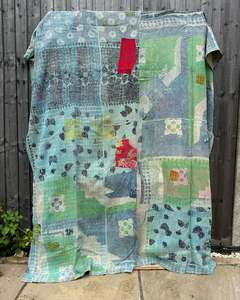 Manta Kantha Vintage al por Mayor, Reversible, de Retazos, Hecha con Sari Reciclado, para Cama - Product Image 4