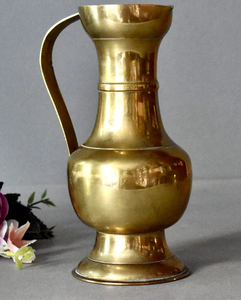 Pichet en cuivre vintage fait main avec longue poignée, carafe à boisson en métal durable pour les fêtes, pichet en cuivre pur - Product Image 4