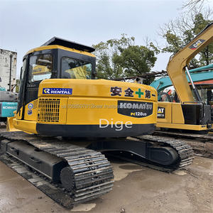 Excavadora de cadenas pequeña usada en Japón, Komatsu PC128US PC120-6 de 13 toneladas, con motor y bomba Komatsu, bajo consumo de combustible, en buen estado, lista para usar. - Product Image 6