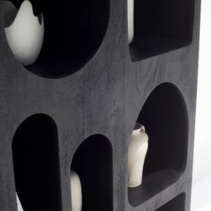 Étagère peinte en noir Vandana Altis Nimbus, design de meuble de rangement en bois minimaliste moderne - Product Image 3