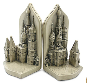 Porte-livres architecturaux détaillés, illustrant les icôniques tours de la Cathédrale Saint-Basile. Disponible aux prix de gros. - Product Image 1